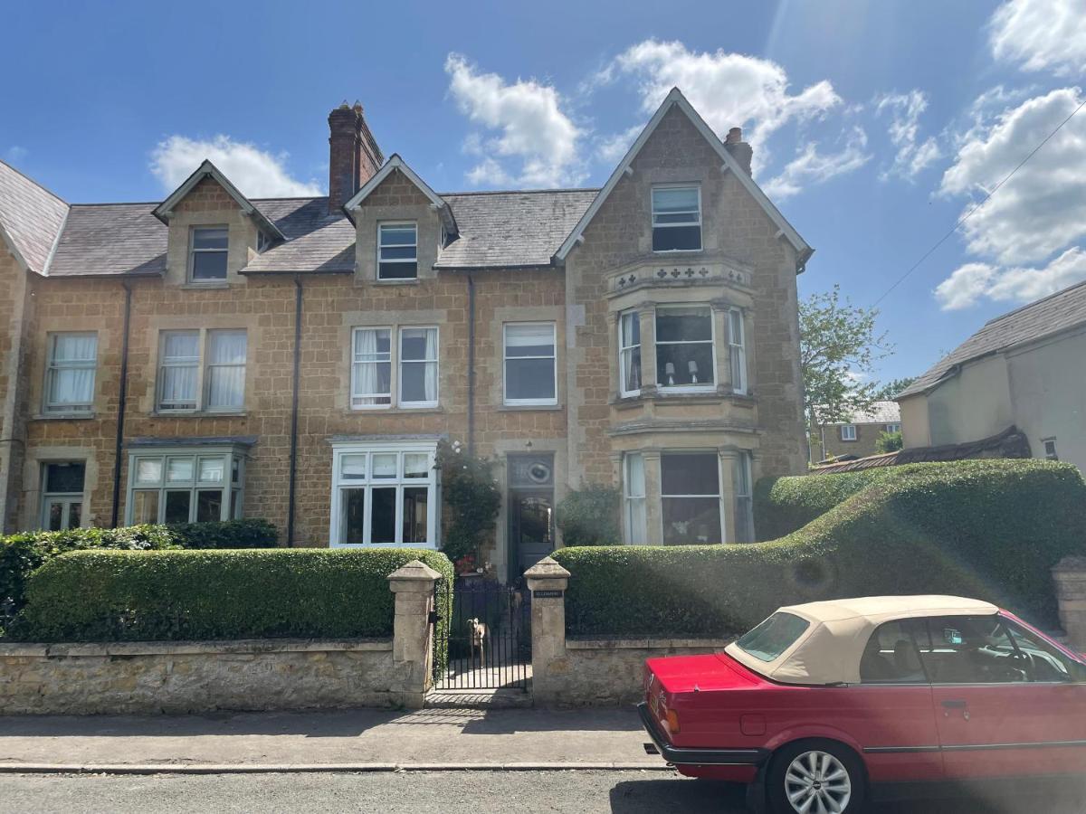 Ellesmere House Homestay Castle Cary