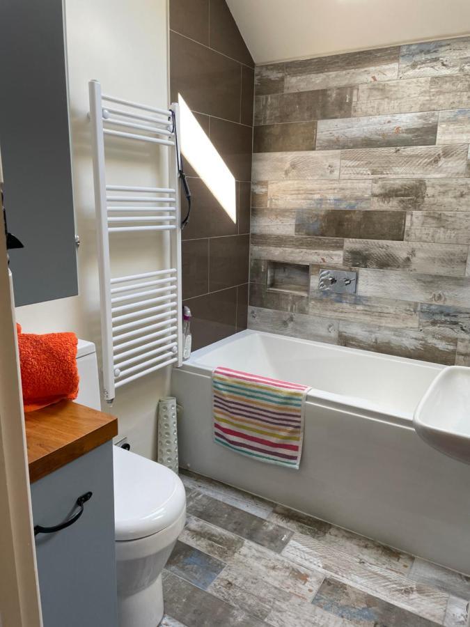 Ellesmere House Homestay Castle Cary